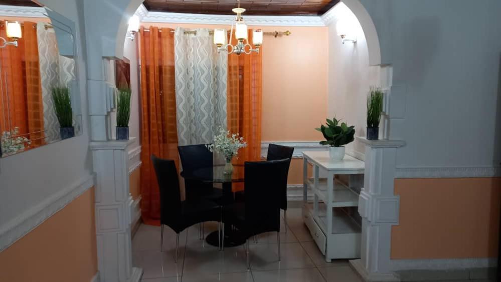 Apparts meublés Tigson Yaoundé Extérieur photo