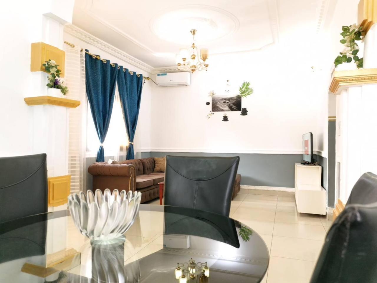 Apparts meublés Tigson Yaoundé Extérieur photo