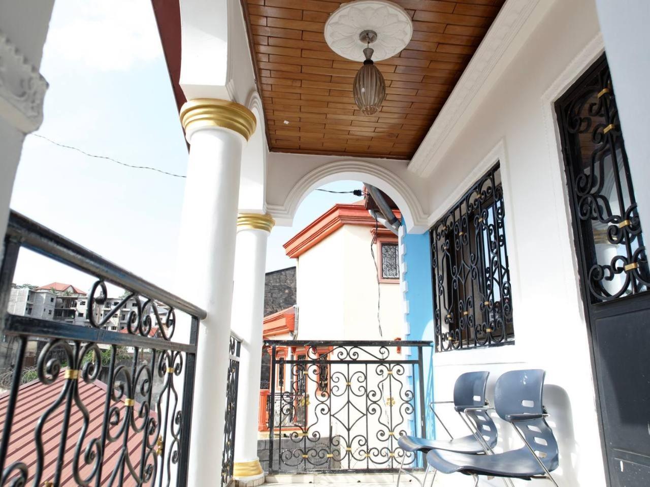Apparts meublés Tigson Yaoundé Extérieur photo